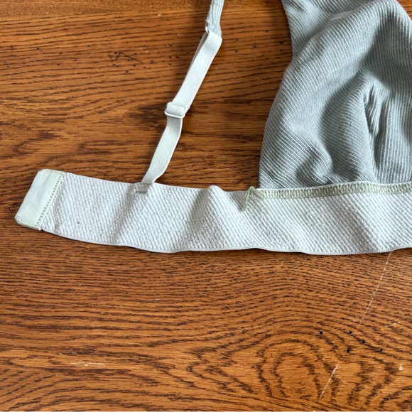 SKIMS Bralette - Picture 2 of 6